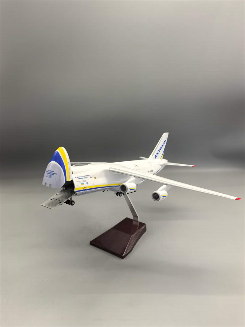 Réplica de Avión de Aleación A - Model Kit Ukraine reseña y precio